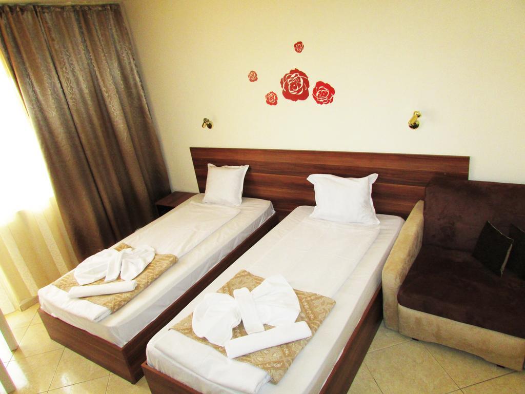 Hotel Brilliance Варна Екстер'єр фото