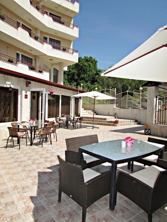 Hotel Brilliance Варна Екстер'єр фото