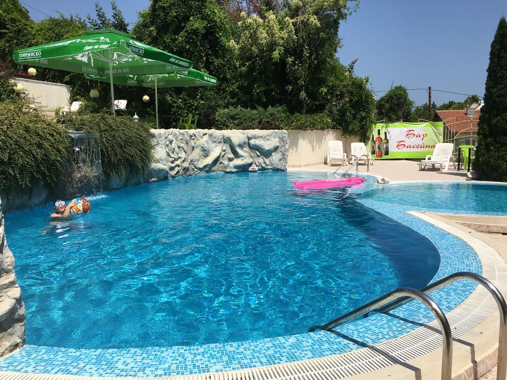 Hotel Brilliance Варна Екстер'єр фото